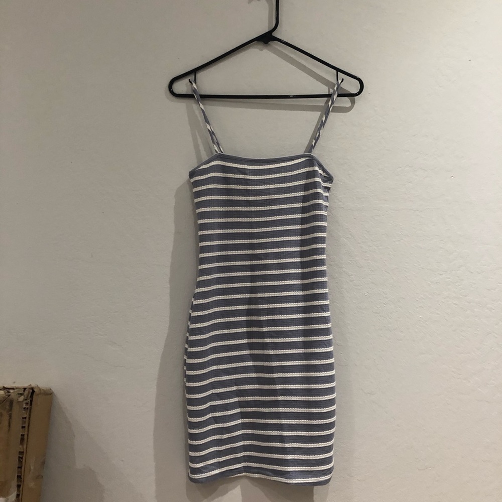 Stripped bodycon dress